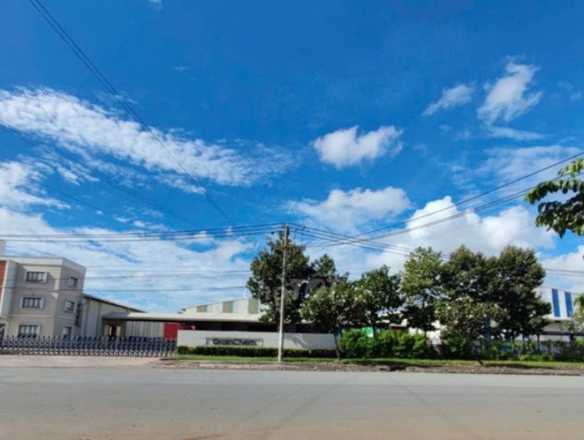 Tuyển NV Kho bốc xếp - dán nhãn - vệ sinh hàng làm ở Đức Hoà Long An