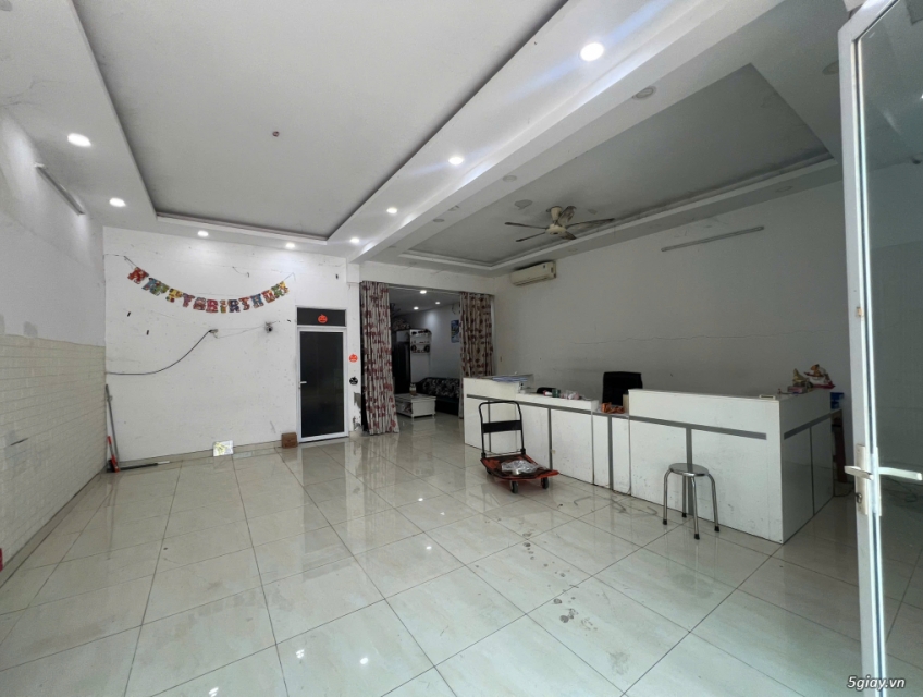 Cho thuê nhà quận 7 đường số 25 ngan 7mx18m 1 lửng 5phòng giá rẻ