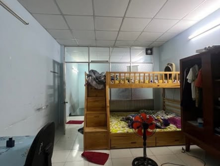 Nhà TTQ8 HẺM ÂU DƯƠNG LÂN, MẶT TIỀN NGANG 5M