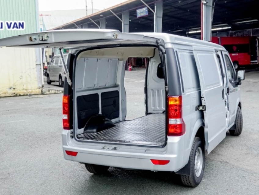 Xe Van Chở Hàng Thủ Dầu Một Giá Rẻ – Gọi Là Có, Chở Nhanh Trong Ngày