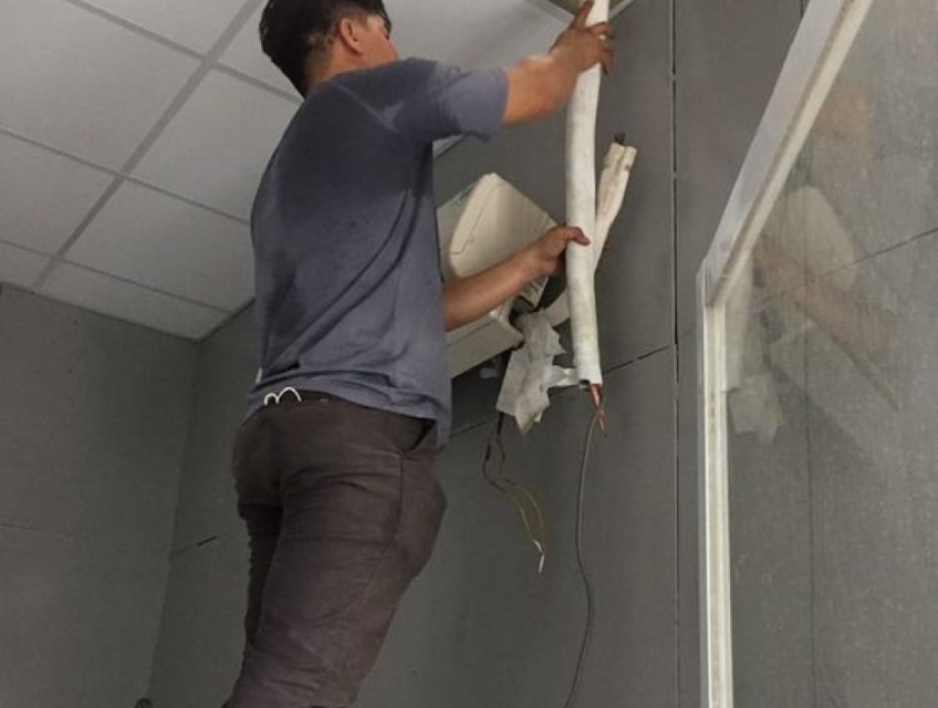 Tháo Máy Lạnh Thủ Dầu Một Nhanh – Giá Rẻ, Có Mặt Trong 30 Phút