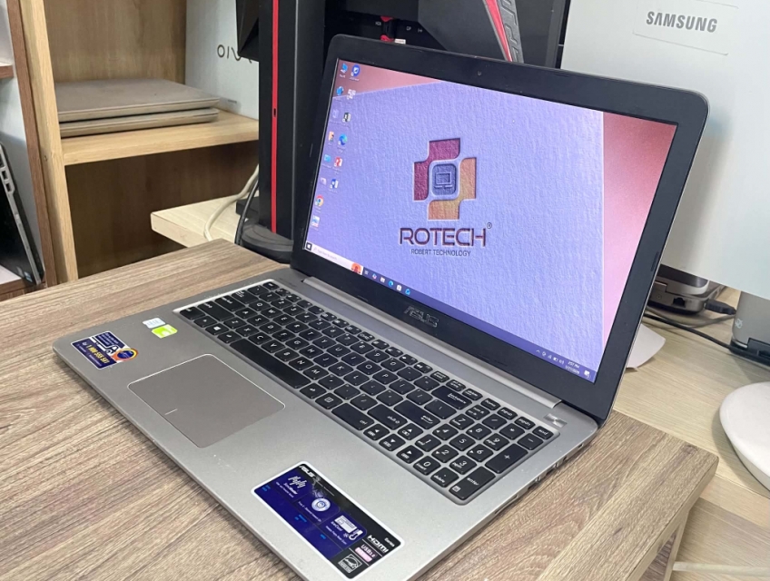 Asus K501UB i5-6200U 8GB SSD 256GB VGA 940M 2GB