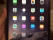 Cần bán ipad mini 1 màu tro giá rẻ do nứt kính 1 góc nhỏ