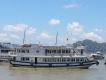 Tàu thăm Vịnh Hạ Long ,du thuyền 99 chỗ duy nhất có ở Ánh Dương Hạ Long