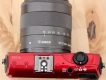 Canon EOS M Red, 99%, xách tay Nhật