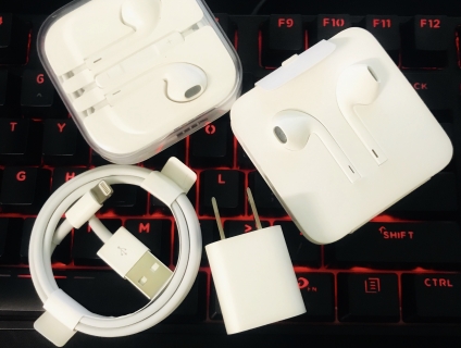 Phụ kiện iPhone chính hãng mới 100%