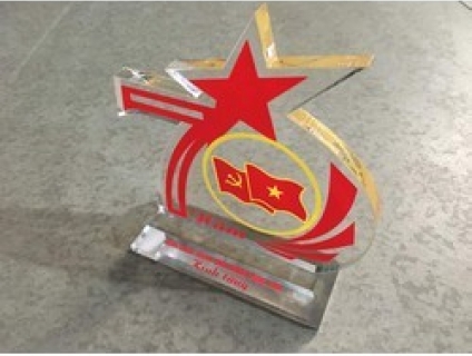 cúp pha lê, mi ca bền đẹp