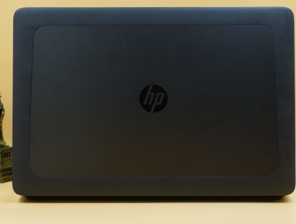 HP ZBook 17 G3 - Kiểu dáng hiện đại, khung máy tuyệt vời