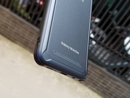 Điện Thoại Samsung galaxy S8 Active máy trả bảo hành. máy đẹp, áp căng