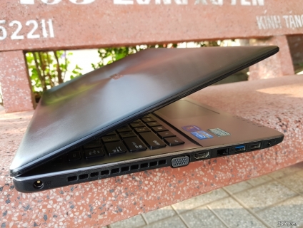 Laptop Asus SSD 128GB  i5 3337U 4GB Màn gương