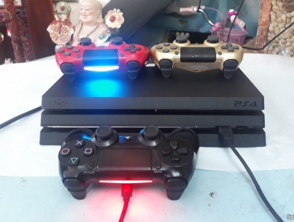 Máy game PS4 Pro 1Tb chính hãng