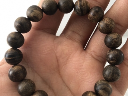 Vòng trầm 10 li banh dầu hàng cao cấp