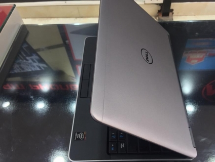 Dell Latitude 7240
