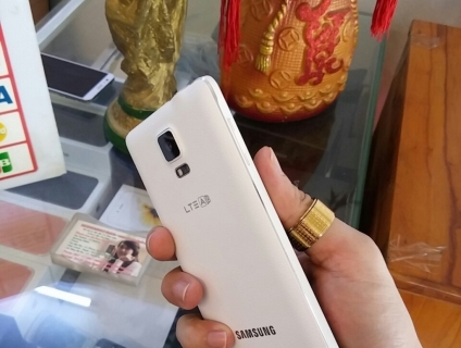 Samsung Galaxy 4 N910 Xả Kho Giá Rẻ 1990k