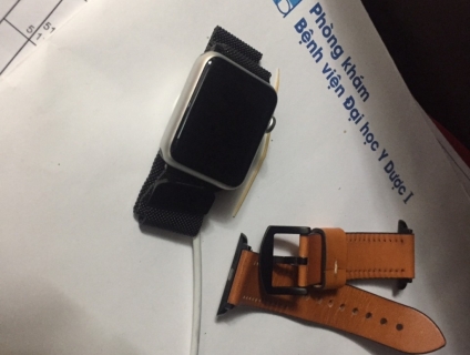 Apple Watch s1, bản 42.