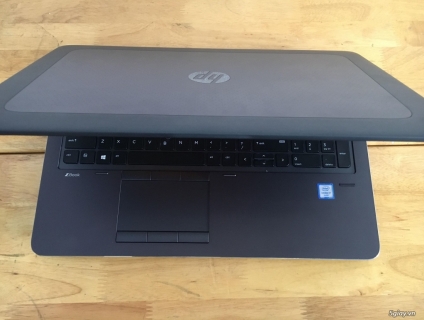 HP Zbook 15 G3 - I7 6700HQ - 8GB - SSD256 - 15"6 Full HD - M1000M