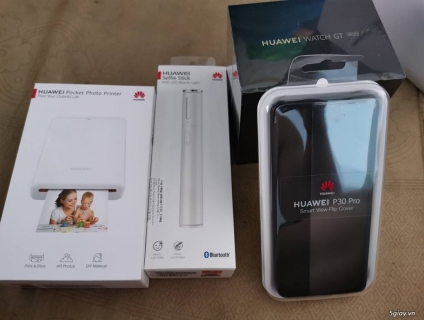 Cần bán đồng hồ Huawei Watch GT màu xannh