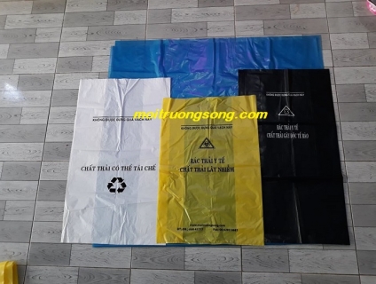 Túi đựng rác có logo y tế, túi rác có logo y tế