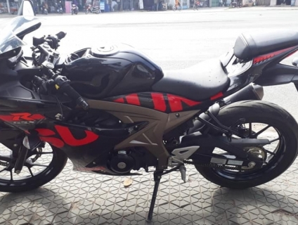 Bán mô tô Suzuki GSX 150 cc , odo : 2.500 km , chính chủ , Tiền Giang