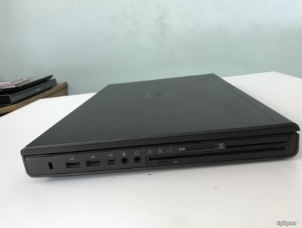 Dell Precision M4700 ( 15.6 inch FULL HD/ I7 3740QM / ram 8/ 240 GB SS