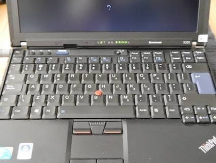 LENOVO THINKPAD X201 core i5 RAM 4G, máy đẹp