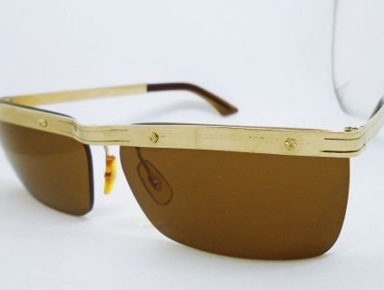 Kính L'amy cổ bọc vàng của Pháp