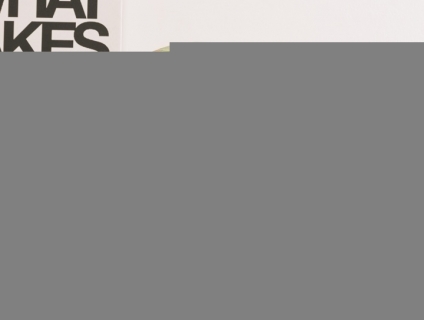 ĐỒNG HỒ GỖ ĐỂ BÀN KHẮC LOGO, ĐỒNG HỒ GỖ KHẮC LOGO, HÌNH ẢNH LÀM QUÀ TẶNG