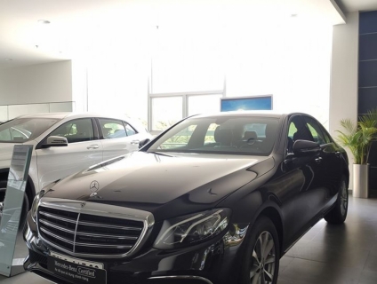 [Xe hãng trưng bày][ E200 sx 2019 mới 100% chỉ đóng 2% thuế ]