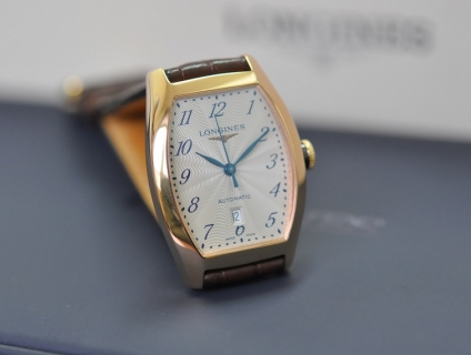 Mua đồng hồ vàng 18k như kênh đầu tư làm tài sản