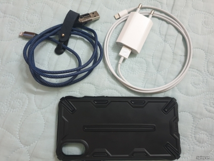 Cần bán: cáp sạc zin/ốp ringke chính hãng