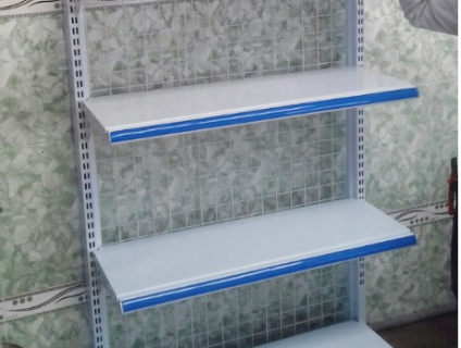 Kệ siêu thị trưng bày lưng lưới giá tốt có sẵn tại xưởng, lắp đặt tron