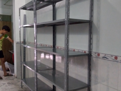 KỆ SẮT V LỖ GIÁ RẺ - LÂM PHÁT ĐẠT