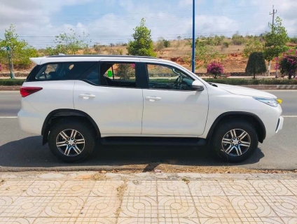 Kinh nghiệm “xương máu” phải biết khi đi du lịch cũng như thuê xe du l