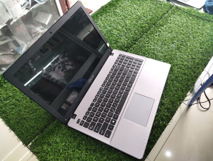 Asus X550CA Core i3 3217U/ Ram 4GB/ 500GB/ Màn 15.6 inch