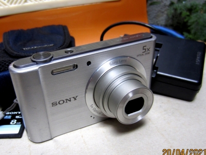 Máy ảnh Sony W800 còn mới