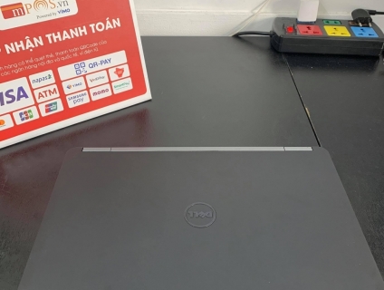 DELL LATITUDE E5270 I5 . Laptop Văn Phòng, nhỏ gọn.