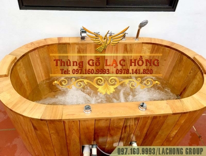 BÁN BỒN TẮM SỤC KHÍ MÁT XA BẰNG GỖ PƠ MU