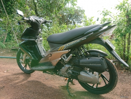 Suzuki hayate 125 đời 2011 nguyên zin, máy cực kỳ êm. Xe nhà đi.