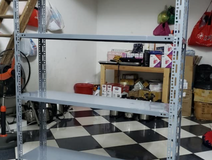 Kệ sắt V lỗ 4 mâm - Cao 2m x Dài 1.2m x Rộng 0.3m