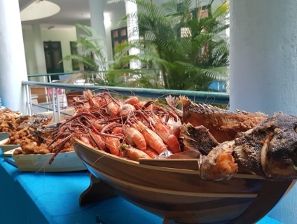 Alo! Đại tiệc bãi biển Đà Nẵng