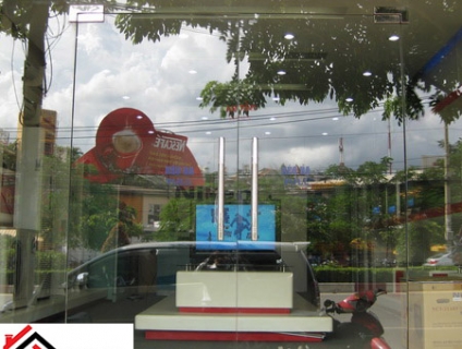 Báo giá vách kính cường lực 12mm năm 2022 khu vực hà nội