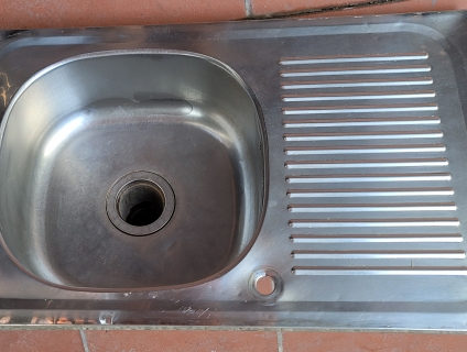 HCM- Thanh lý bồn rửa chén inox còn tốt 150k