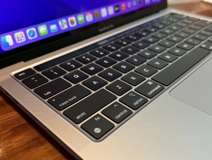 Macbook Pro 13inch 8gb 256gb LL chuẩn open box