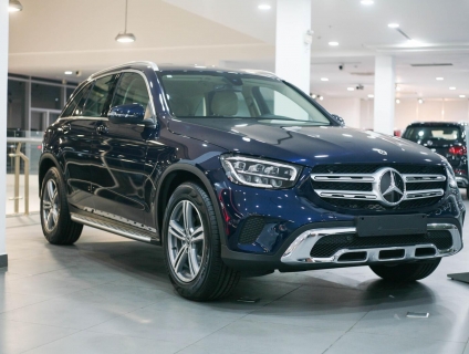 Bảng giá Mercedes Benz có sẵn giao ngay chạy thuế tháng 04/2022