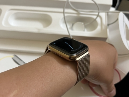 Đồng hồ Apple thép 5 44mm milan gold fullbox esim Viettel