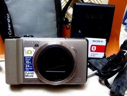Máy ảnh Sony HX9V xách tay còn mới 98%