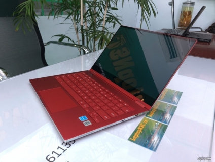 Samsung ChromeBook XE930QCAK01US 13.3-Inch 4K