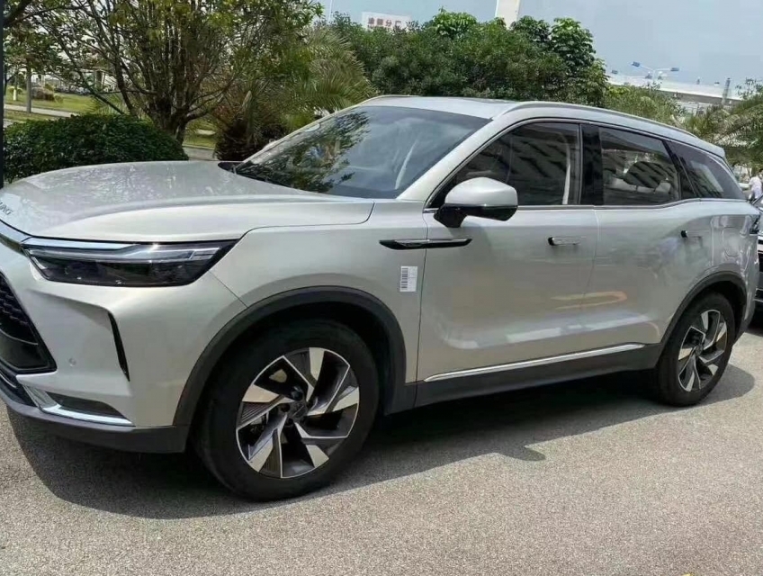 Trải nghiệm mọi thứ của SUV hạng trong Bejing premium x7 chỉ 750 tr