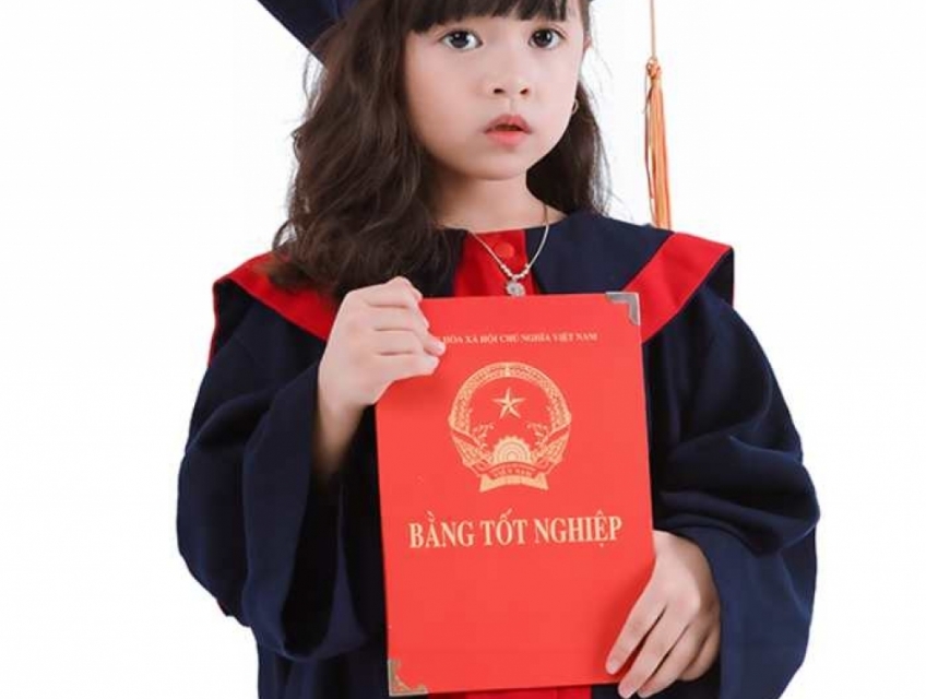 Xưởng may áo cử nhân mầm non, lễ phục tốt nghiệp mầm non số lượng lớn