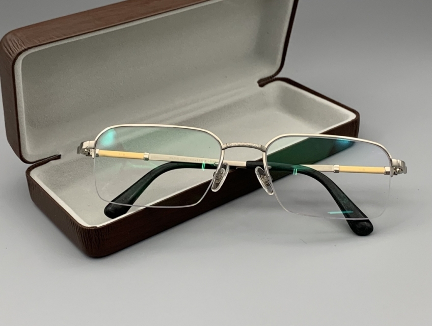 Gọng kính, kính mắt, vàng đúc Paris Miki